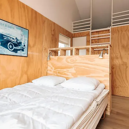 Semesterbostad 4 Star In *