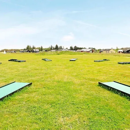 4 Star In Semesterbostad Brovst