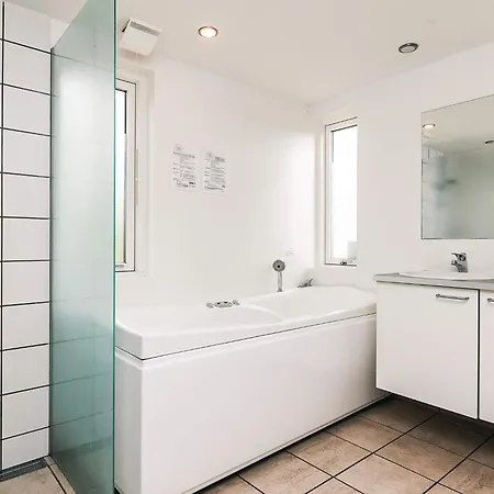 4 Star In Semesterbostad