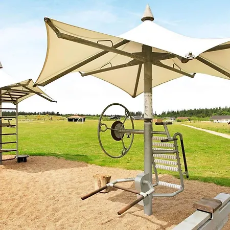 4 Star In Semesterbostad Brovst